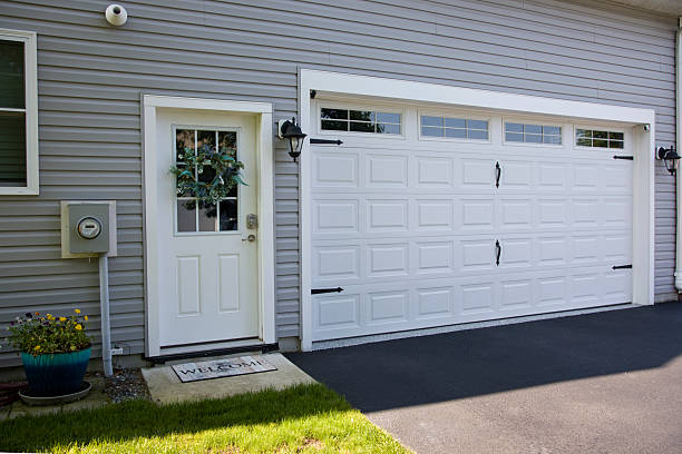 24/7 Emergency Garage Door Panel Replacement experts in Essex Fells, NJ